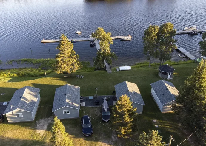 blue-heron-resort-profile