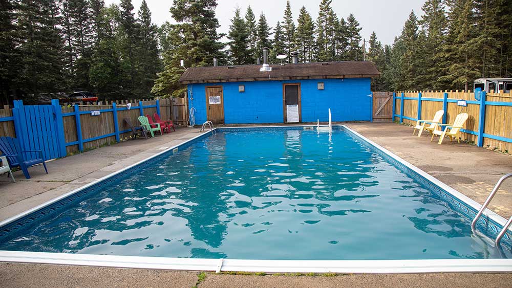 outdoor swimming pool