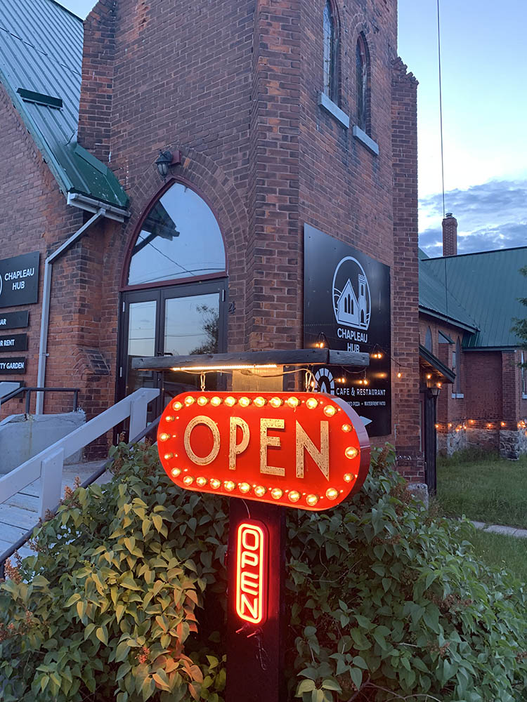 exterior chapleau hub old church
