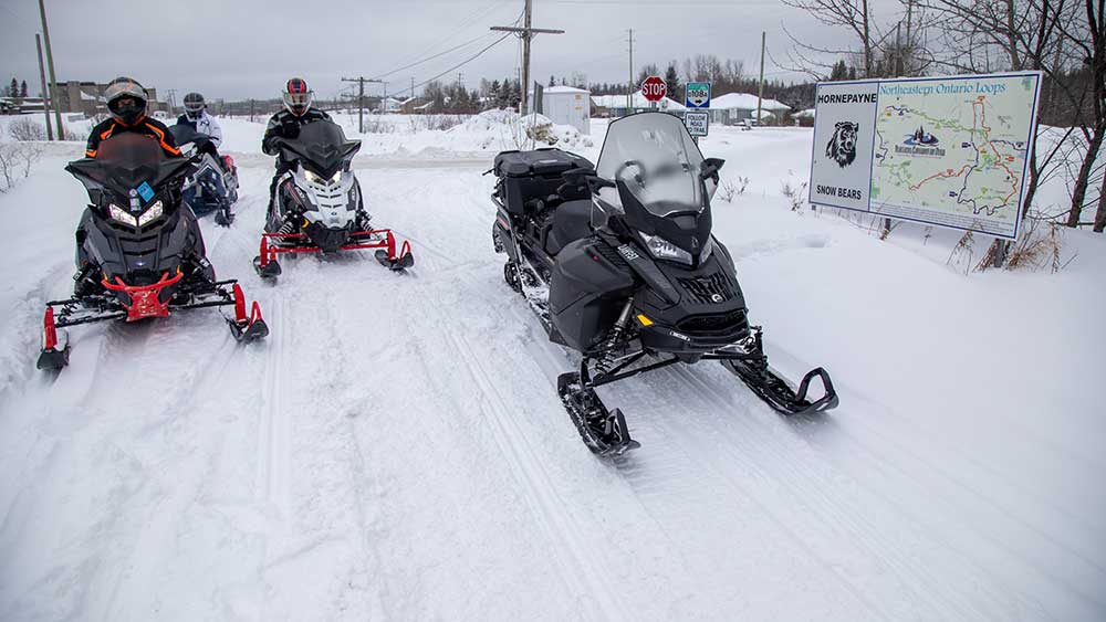 snowmobiles in hornepayne ontario
