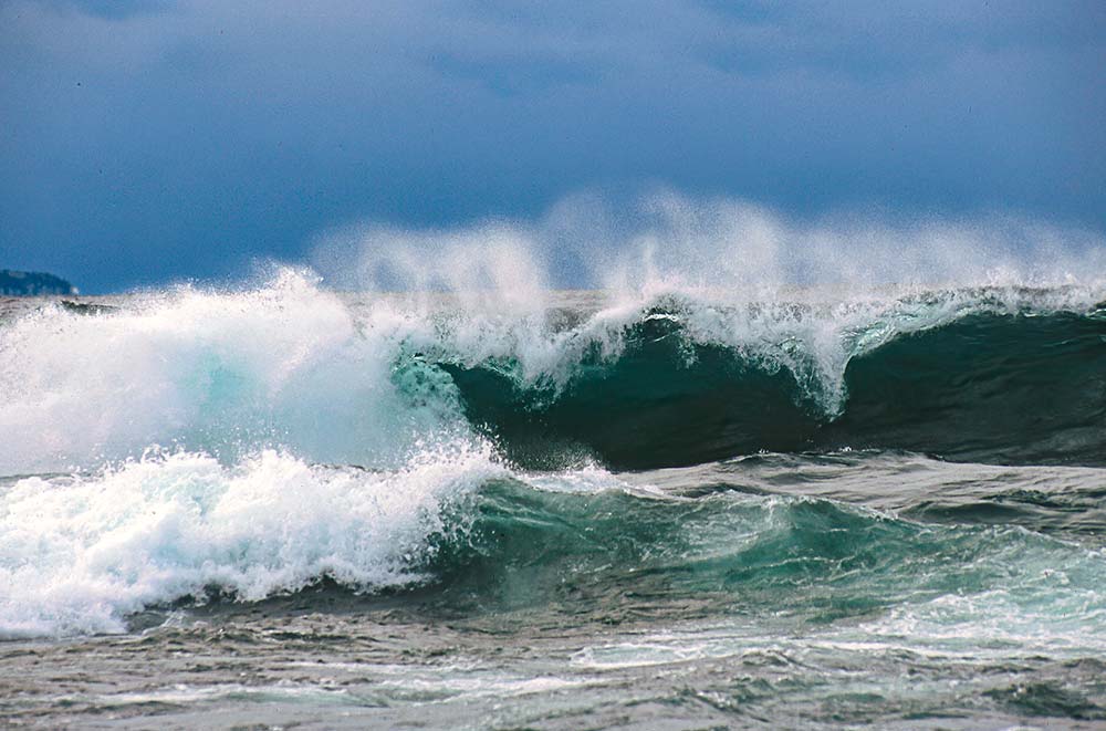 wave action lake superior
