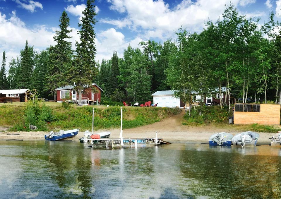 cameron-lake-lodge-main