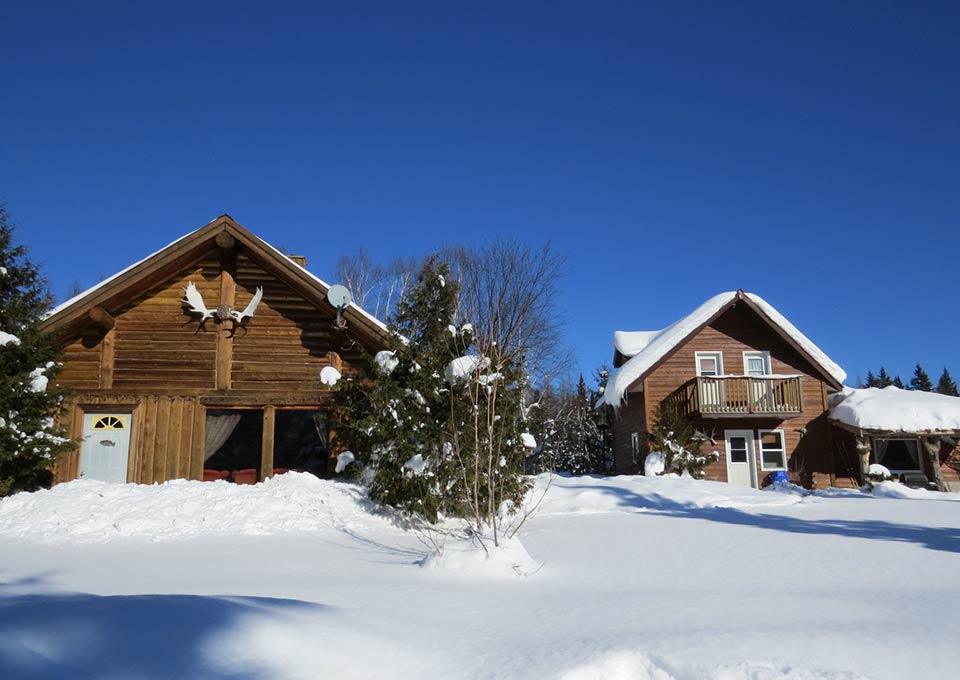 driftwood-valley-chalets-main