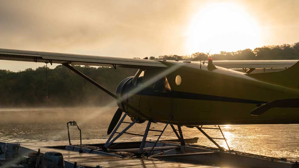 bushplane at the dock