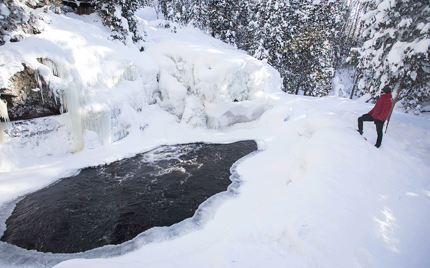 hiawatha highlands frozen waterfall