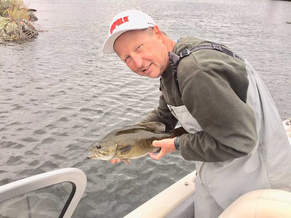 smallmouth bass fishing algoma