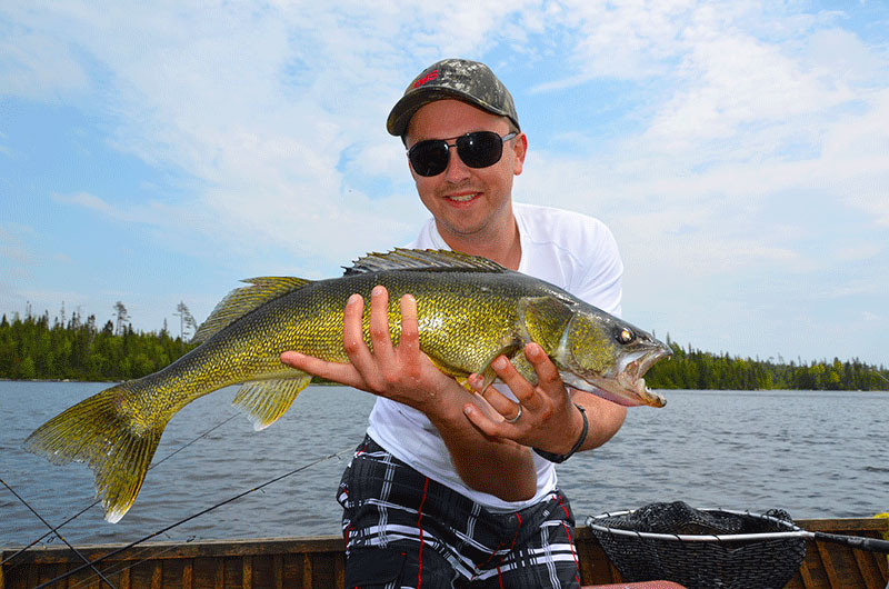 walleye fishing ontario