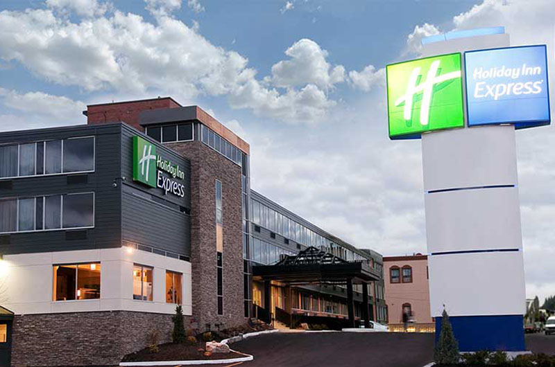 HolidayInnExpressPKGMain